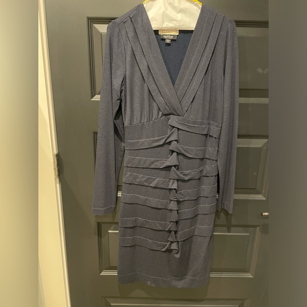 Nicole Miller By A Pea in the Pod Dress Size M